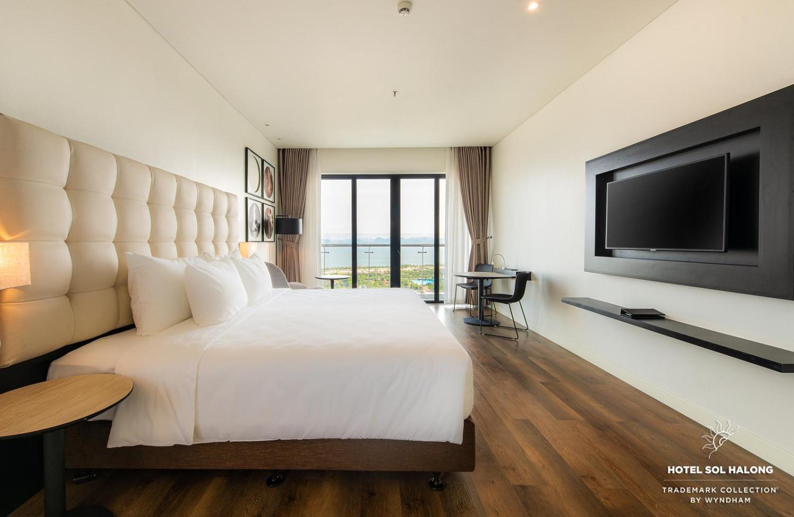 Hotel Soleil Ha Long, Trademark Collection By Wyndham Bagian luar foto