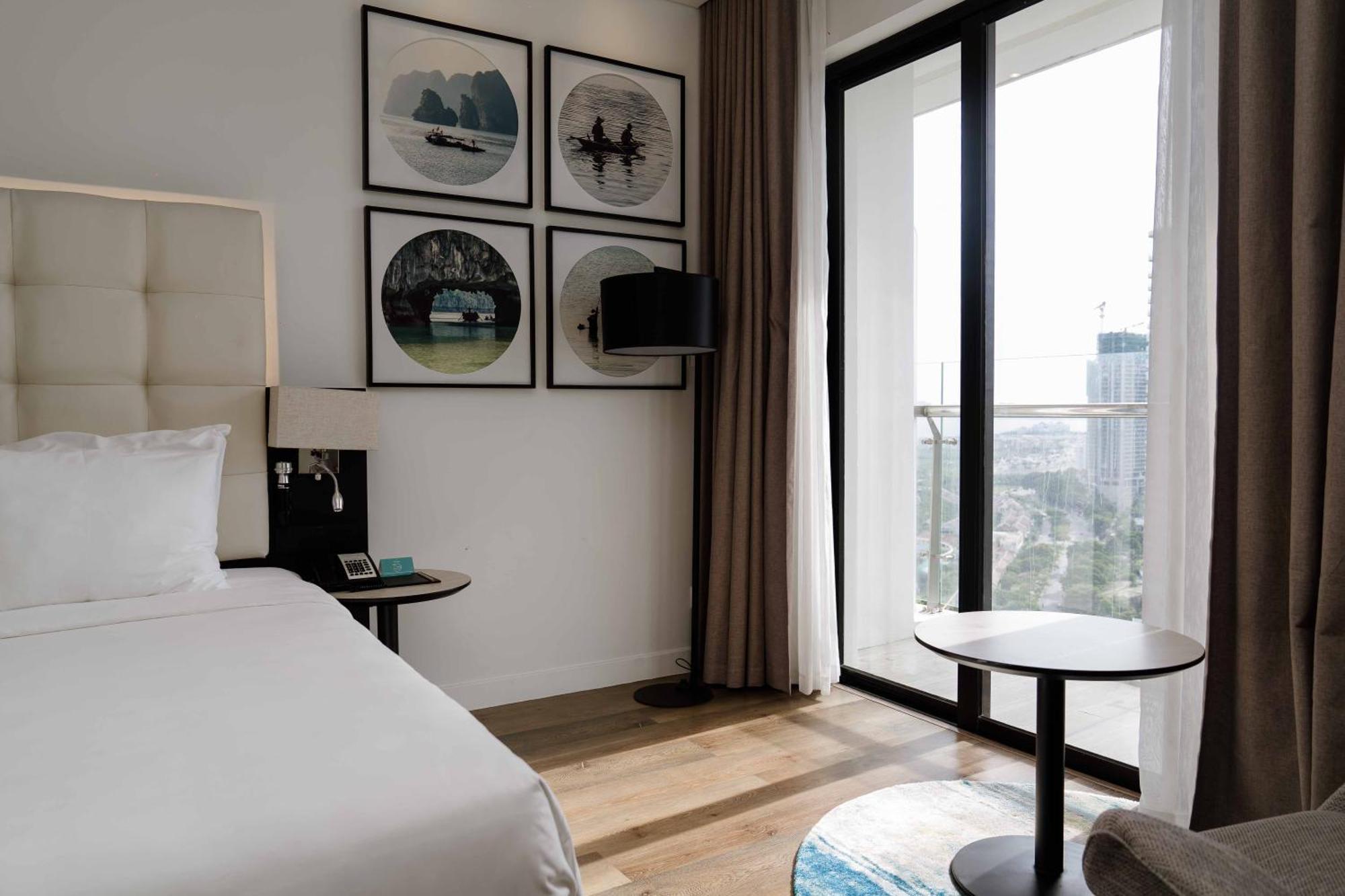 Hotel Soleil Ha Long, Trademark Collection By Wyndham Bagian luar foto