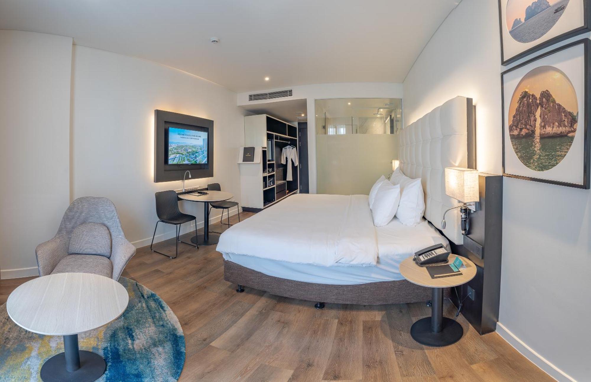 Hotel Soleil Ha Long, Trademark Collection By Wyndham Bagian luar foto