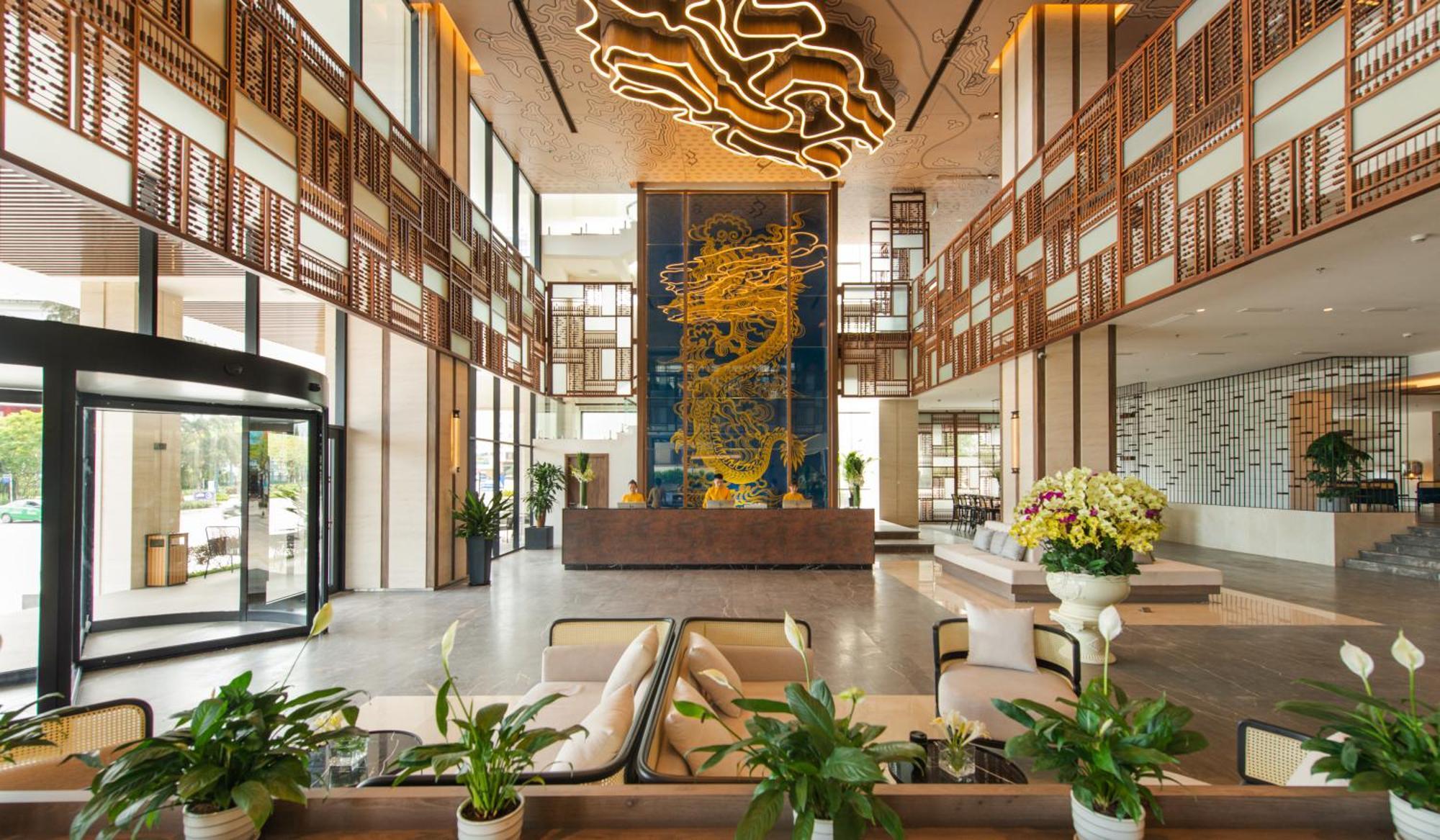 Hotel Soleil Ha Long, Trademark Collection By Wyndham Bagian luar foto