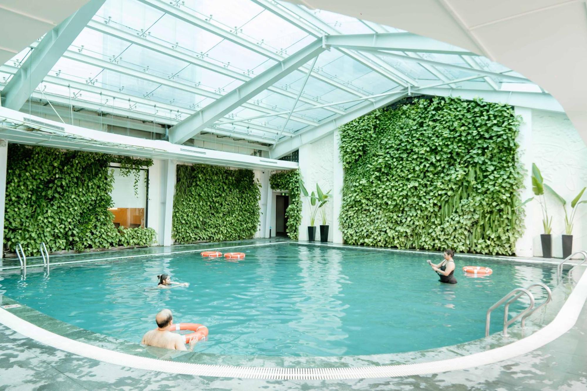 Hotel Soleil Ha Long, Trademark Collection By Wyndham Bagian luar foto